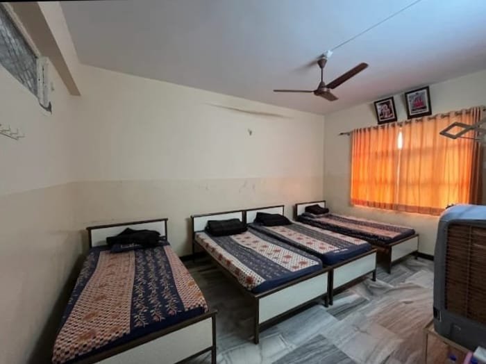 room book in shree gajanan maharaj sansthan